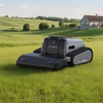 Lymow One Plus couvrant jusqu’à 7000 mètres carrés de pelouse en une journée