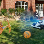 Robot tondeuse Mammotion en train de tondre une pelouse, illustrant l’annonce de trois nouveaux modèles au CES 2026.