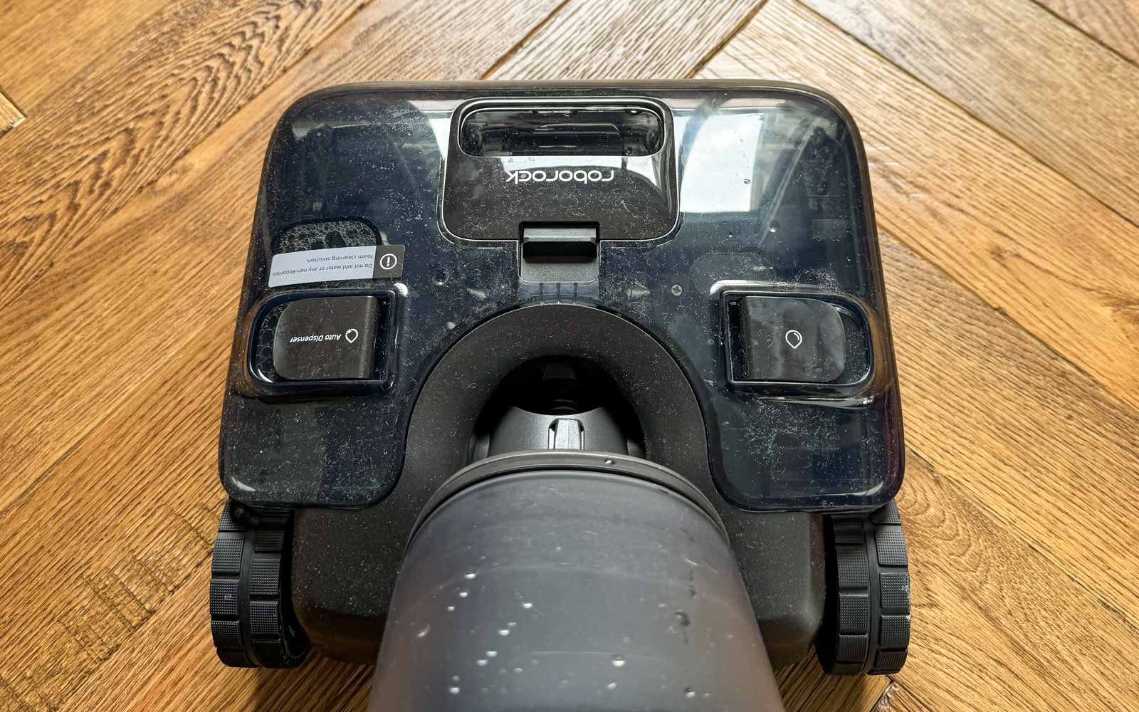 réservoir eau et détergent Roborock F25 Ace Pro tête de lavage