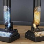 Station d'accueil du Rowenta X-Clean 7 assurant l'auto-nettoyage et le séchage à l'air chaud.