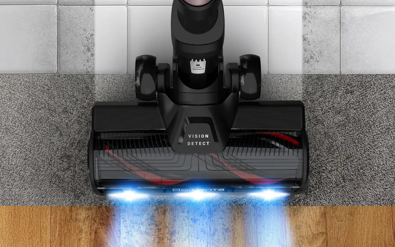 Éclairage LED bleu sur la brosse Neo de Rowenta pour détecter la poussière au sol.