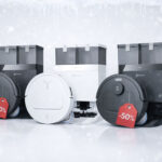 Trois aspirateurs robots Ecovacs Deebot T30C Omni, T50 Omni Gen 2 et T50 Pro Omni Gen 2 en promotion pour les soldes d’hiver, avec station OMNI
