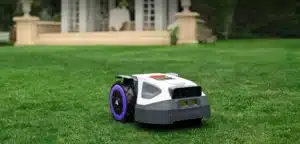 Le robot tondeuse Anthbot M9