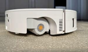 Aspirateur robot Roborock Qrevo Curv 2 Flow © Labo Maison