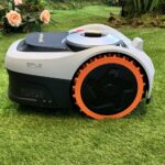 Robot tondeuse Segway Navimow i208 AWD pour jardins en pente jusqu’à 800 m²