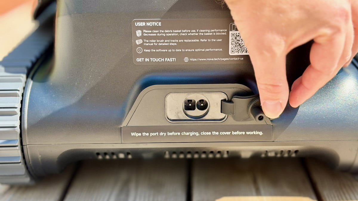 Connecteur de recharge du Mova Diver A10