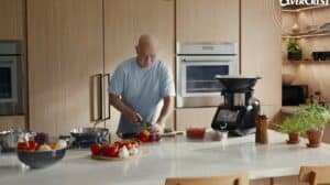 Andre Agassi ambassadeur pour la marque Silvercrest de Lidl et le robot cuiseur Monsieur Cuisine Smart