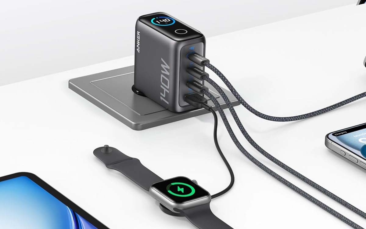 Ports USB-C et USB-A du chargeur Anker Zolo 140 W