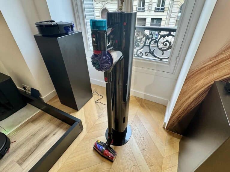 Dyson V10 Konical