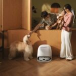 Roborock Qrevo Curv 2 ProX robot aspirateur laveur dans sa station