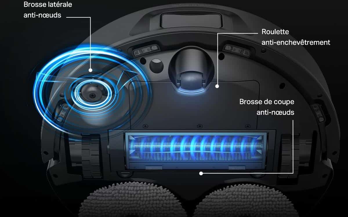 Brosse principale avec système anti-emmêlement et brosse latérale du TP-Link Tapo RV50 Pro Omni
