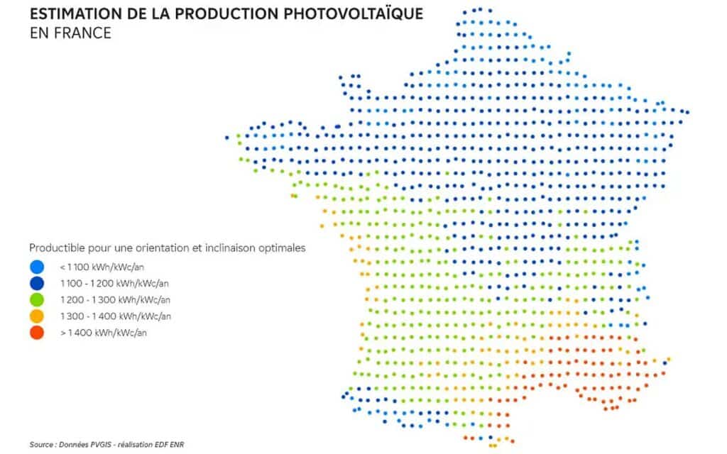 Carte de la production photovoltaïque en France selon les régions et le rendement solaire estimé en kWh par kWc