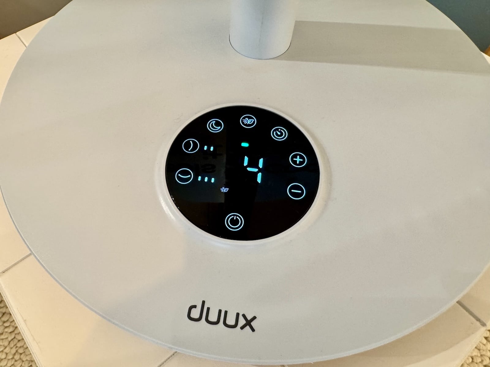 L'écran de contrôle du ventilateur Duux Whisper Flex 2 © Labo Maison
