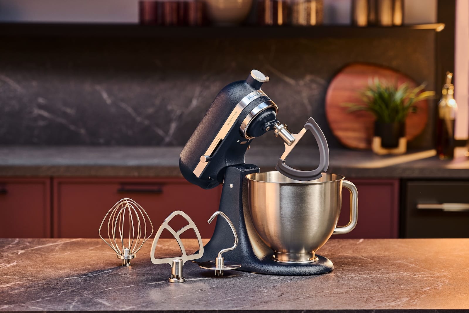 Le robot pâtissier KitchenAid Artisan Plus et ses accessoires