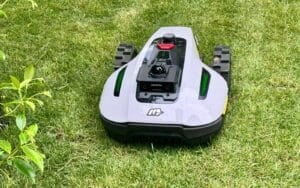 Robot tondeuse Mammotion Yuka Mini 2 LiDAR © Labo Maison