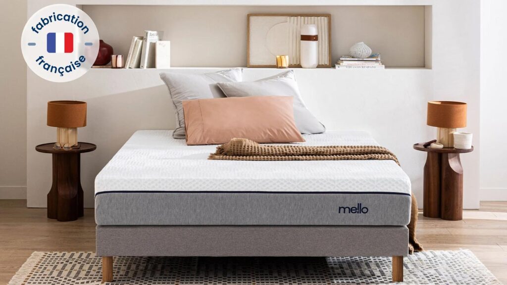 Matelas Mello Relax 100 % mousse dans une chambre, illustrant l’indépendance de couchage pour un couple