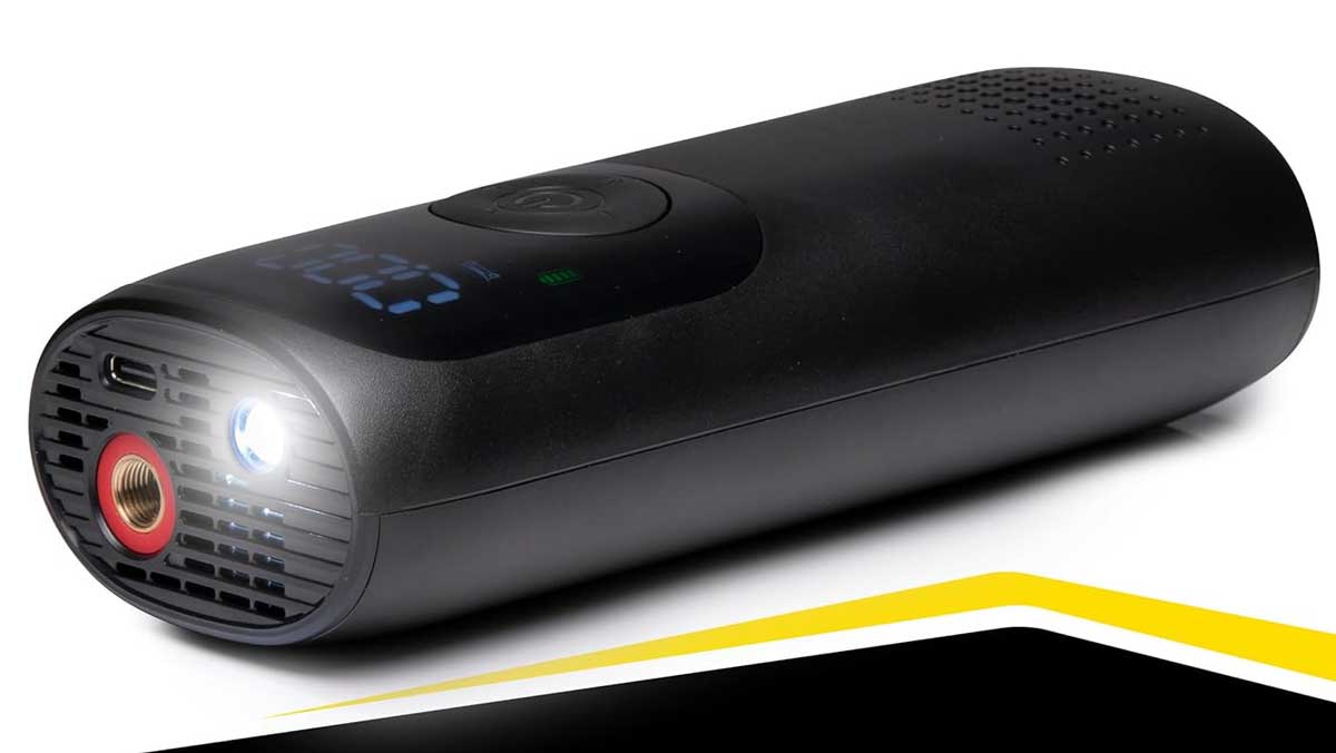 Lampe LED située sur le dessus du mini compresseur d'air Dunlop