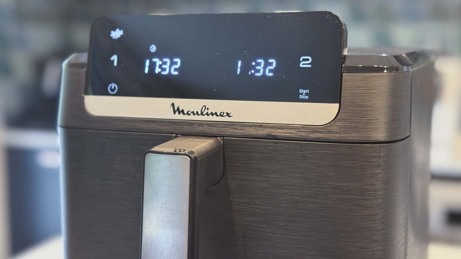 Panneau de commande tactile du Moulinex Easy Fry Crispy Stack