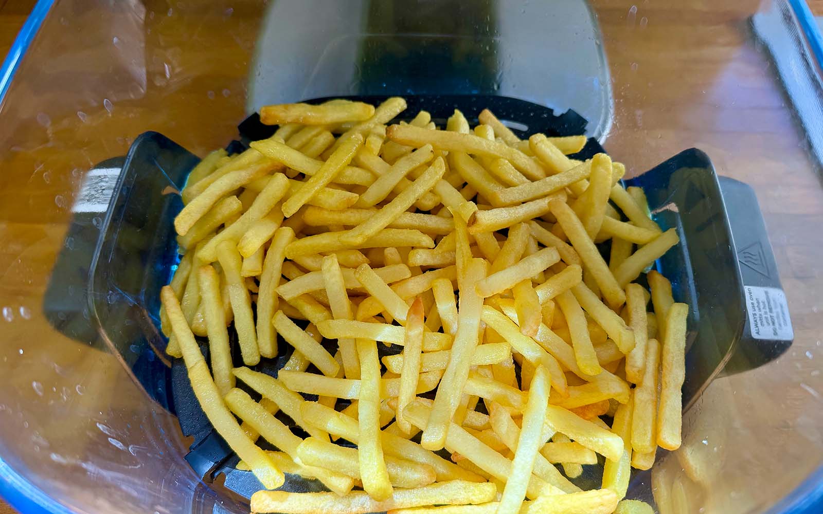 Cuisson de frites surgelées avec le Ninja Crispi Pro © Labo Maison