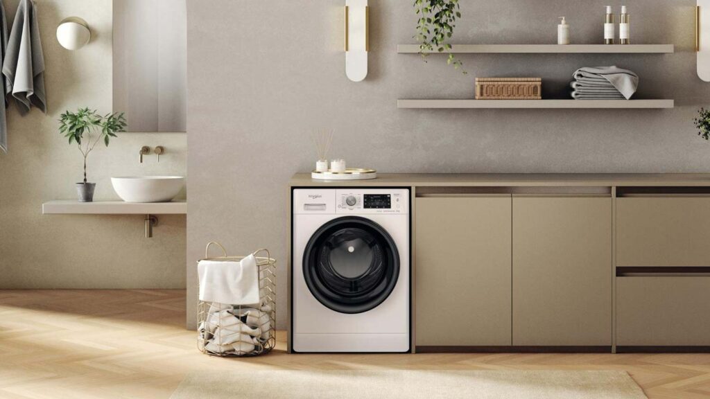 Lave-linge hublot Whirlpool 9kg avec technologie FreshCare+ en promotion