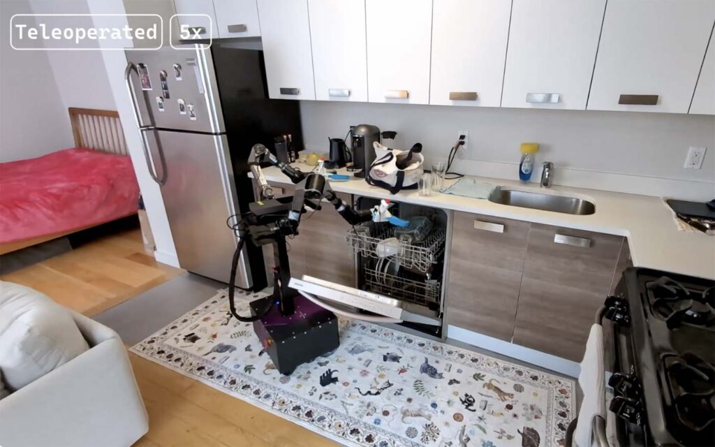 Structure centrale du robot YOR montrant le mécanisme de vérin électrique emprunté à un bureau assis-debout.