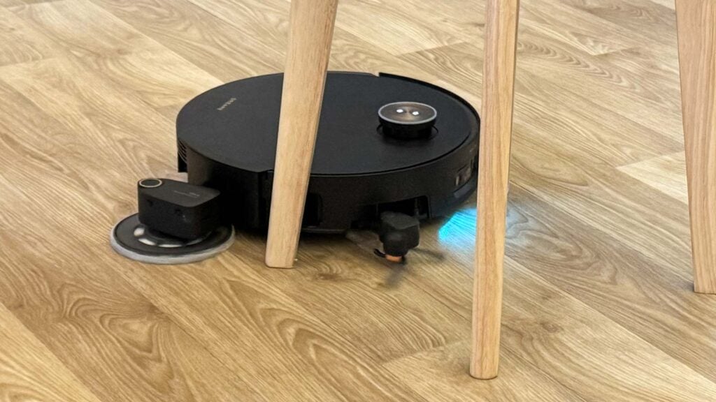 Présentation du système Dual UltraExtend du Dreame X60 Pro avec brosse et serpillière extensibles