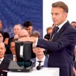Emmanuel Macron avec le Thermomix TM7