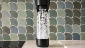 Eau en cours de gazéification dans la Grohe Blue Fizz Premium