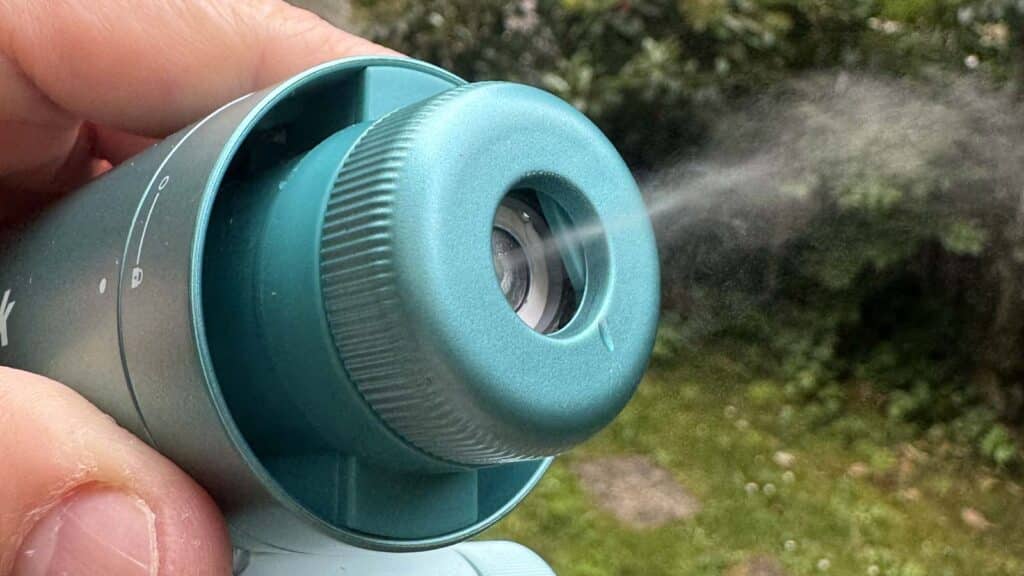 Fonction brumisateur du Shark ChillPill avec diffusion de microgouttelettes d’eau