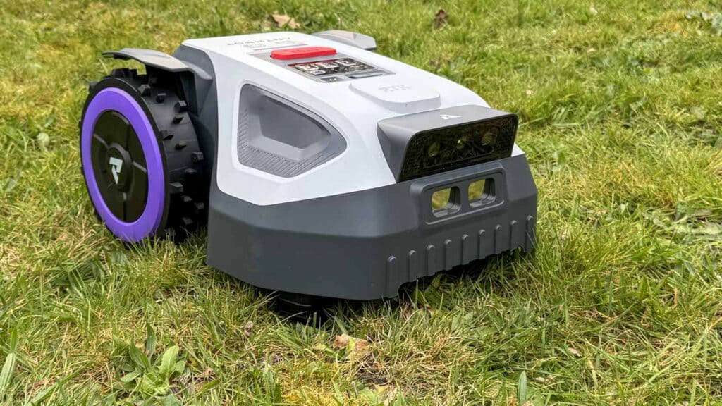 Robot tondeuse Anthbot M9 en promotion à 599 € pour le Prime Day 2026