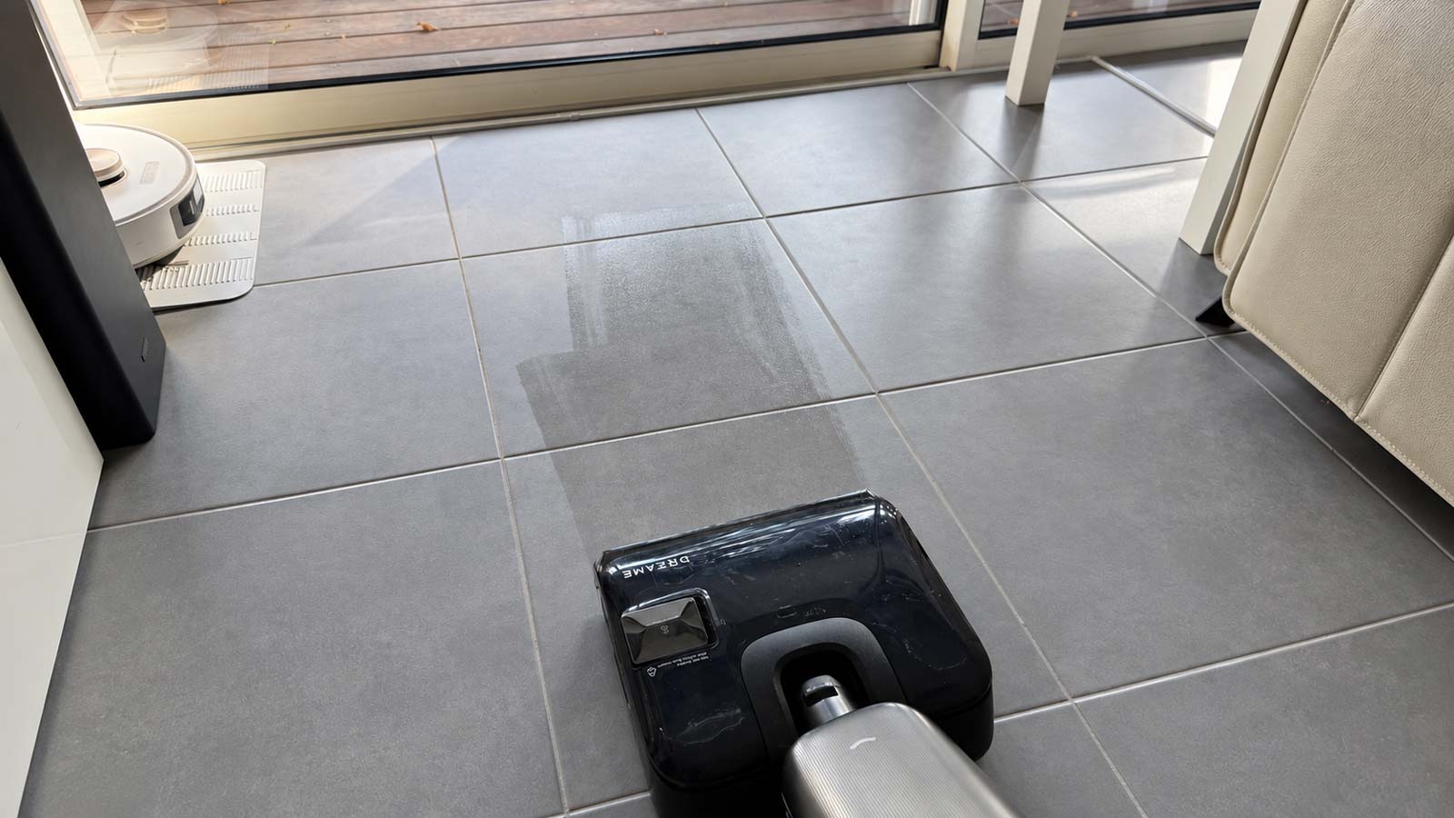 Trace humide laissée par le Dreame T16 Pro Heat