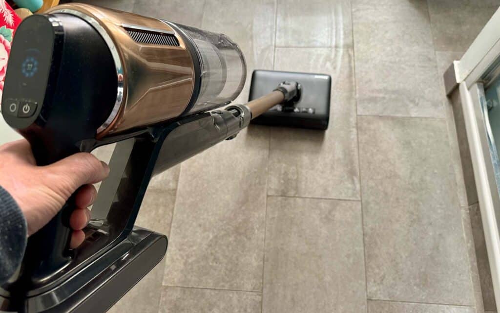 L'aspirateur balai Dreame Z30 Pro Aqua-A © Labo Maison