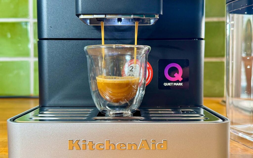 La machine à café& à grain KitchenAid KF4 © Labo Maison
