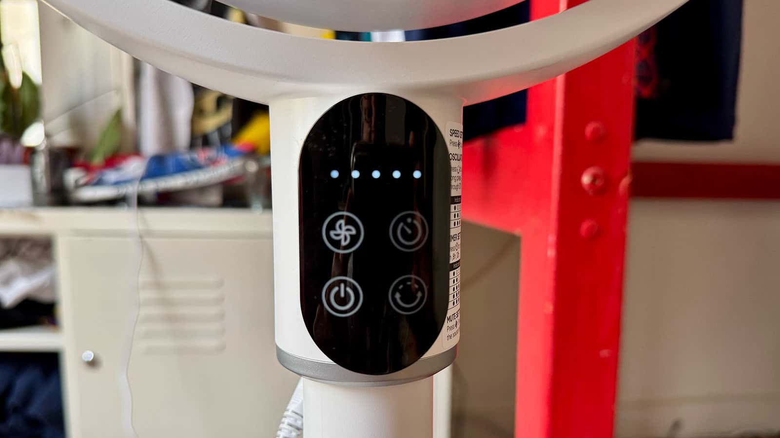 Panneau de commandes du Levoit COrebreeze 382 © Labo Maison
