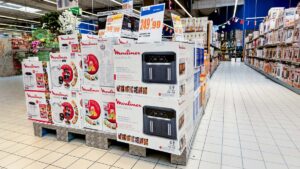 Airfryer Moulinex Dual Easy Fry XXL affiché à 249,99 € dans un magasin Leclerc, alors qu’il est vendu bien moins cher ailleurs