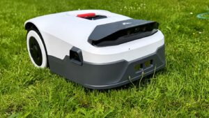 Test du robot tondeuse Anthbot Genie800