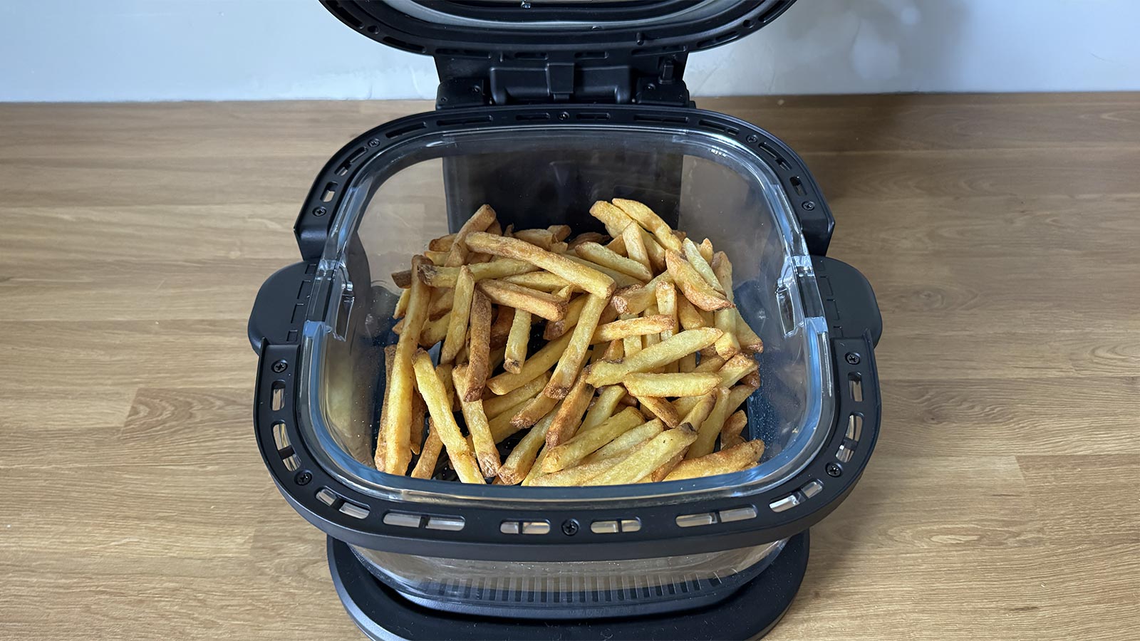 Frites cuites dans la grande cuve du Silvercrest