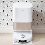 Robot aspirateur laveur Dreame L40S Pro Ultra avec sa station