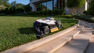 Mammotion Luba 4 AWD Series
