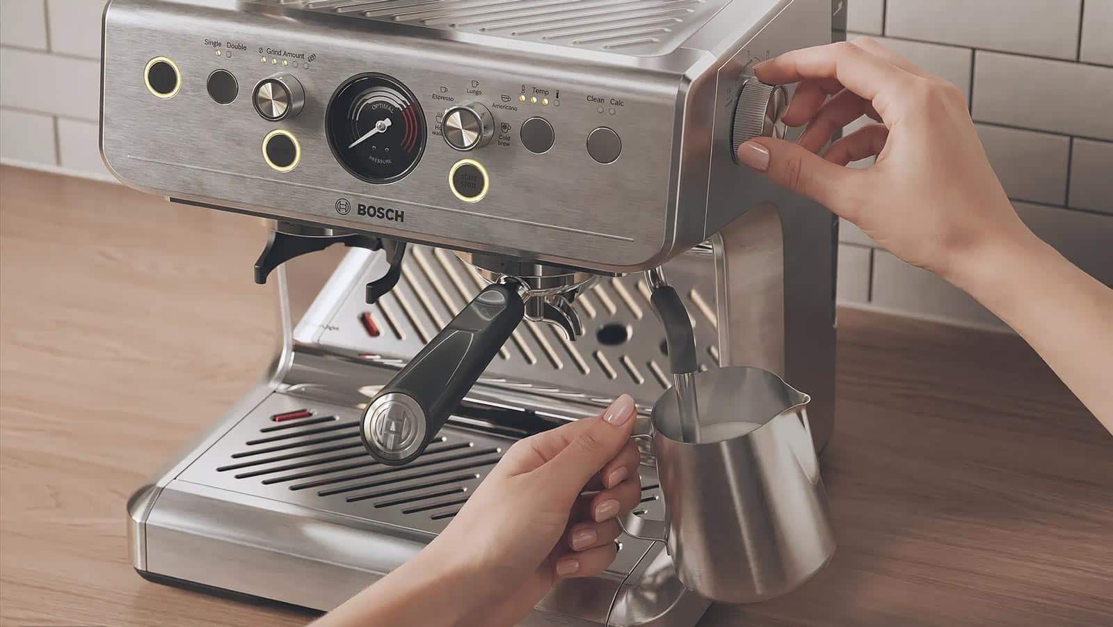 Molette et buse vapeur de la Bosch HomeCafé Série 4