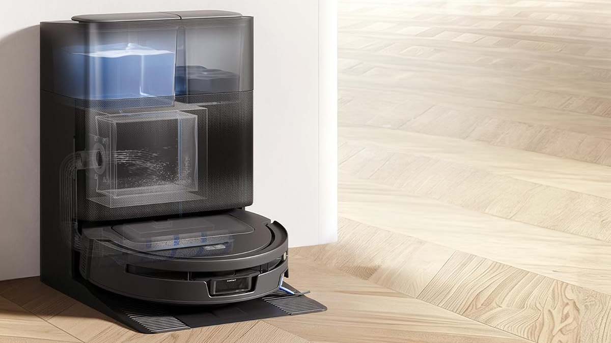 Deebot T90 Max Pro Omni dans sa station OMNI