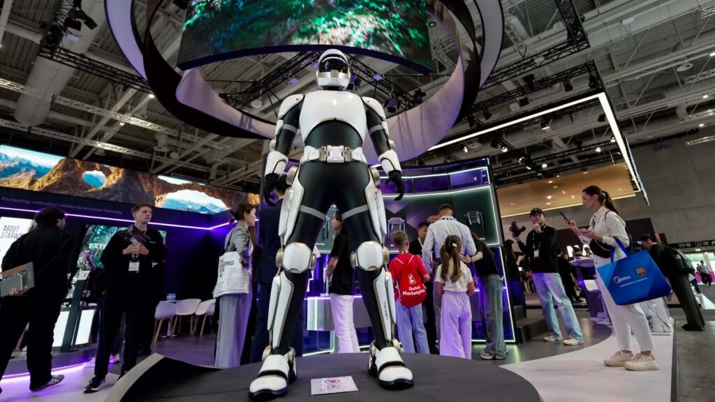 Robot humanoïde à l'IFA © Labo Maison