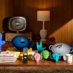 Collection Le Creuset x Star Trek avec cocottes et accessoires