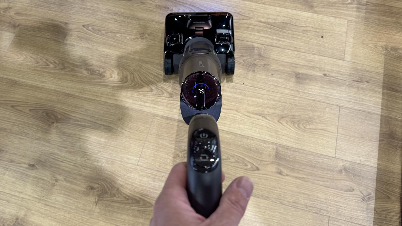 Écran du Roborock F25 Ultra Steam Gen 2