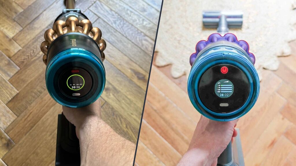 Dyson V16 Piston Animal à gauche et Dyson Gen5 Detect à droite, photos de nos tests en labo