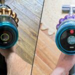 Dyson V16 Piston Animal à gauche et Dyson Gen5 Detect à droite, photos de nos tests en labo